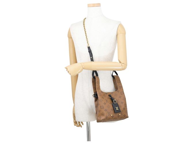 Borsa Louis Vuitton Monogram Reverse Atlantis BB - vista 5