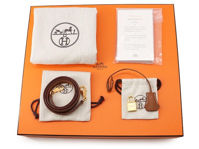 Hermès Hermes Bolide 31 Handtasche in Gold - Ansicht 18