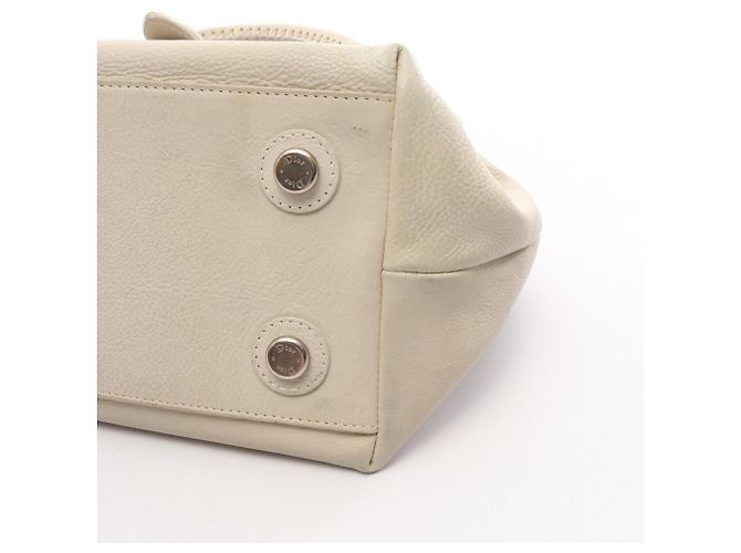 Bolsa de ombro Christian Dior em couro marfim - vista 8