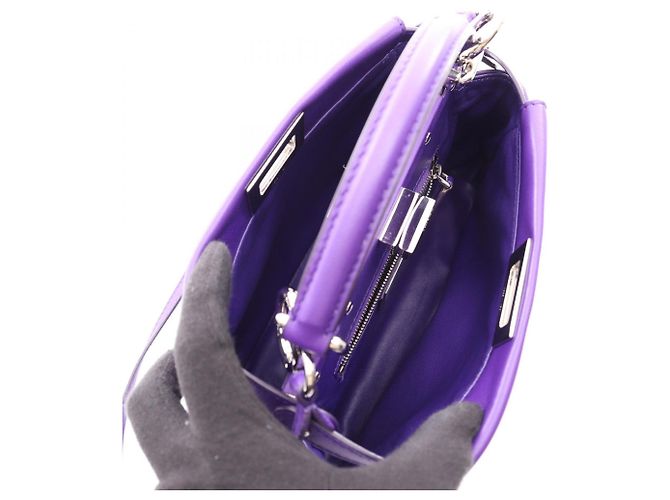 Bolsa Fendi Mini Peekaboo 2-Way em couro roxo - vista 3