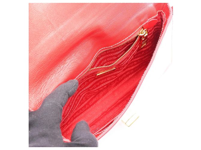 Bolsa de Ombro Prada Saffiano Vernic - vista 3