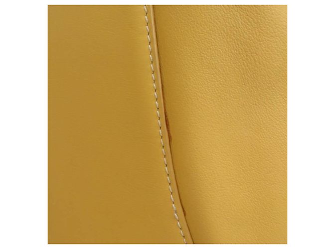 Mochila Loewe de piel amarilla - vista 10