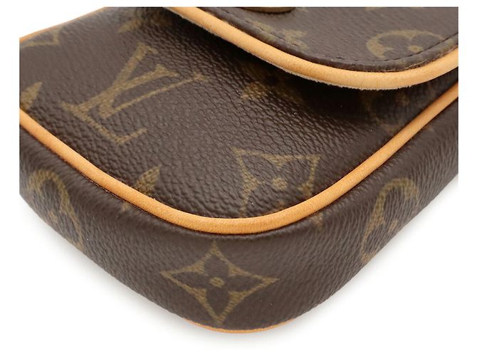 Louis Vuitton Monogram Pochette Cancun Mini Shoulder Bag - vista 4