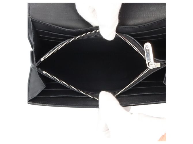 Louis Vuitton Portefeuille Iris Mahina Long Wallet - view 7