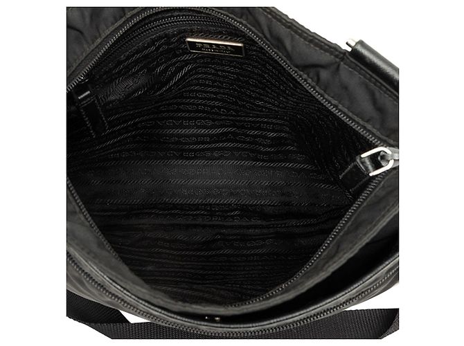 Prada Bolsa Crossbody em Tessuto Preta com Fecho de Zíper - vista 4