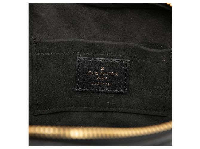 Louis Vuitton Black New Wave Heart - vista 5
