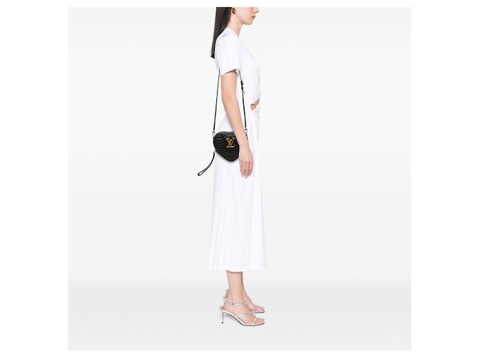 Louis Vuitton Black New Wave Heart - vista 6