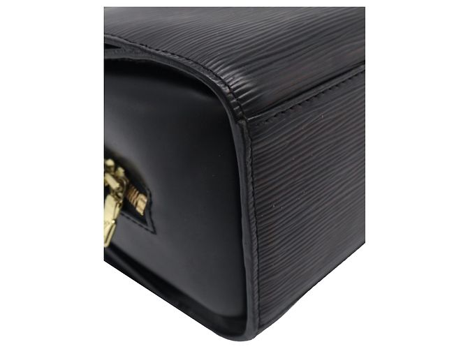 Louis Vuitton Black Epi Pont Neuf PM - vista 11