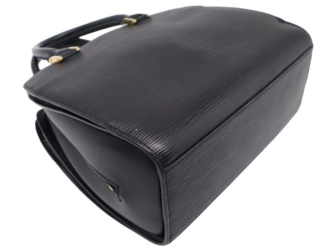 Louis Vuitton Black Epi Pont Neuf PM - vista 14