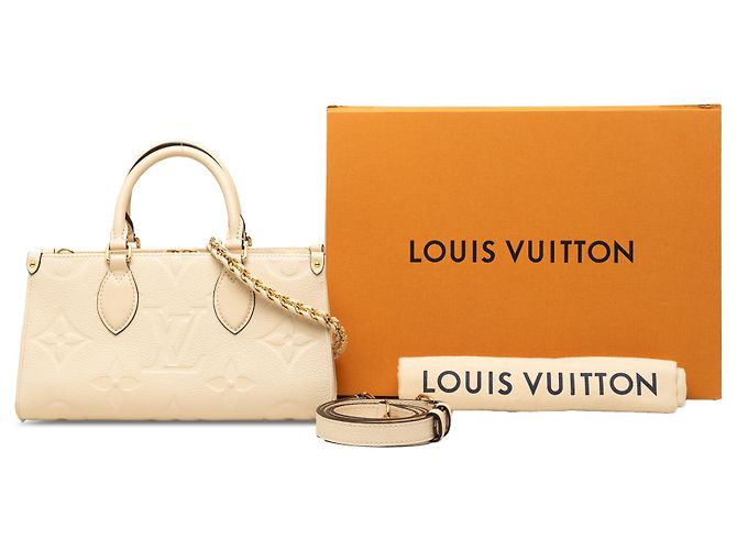 Louis Vuitton Brown Monogram Giant Empreinte OnTheGo East West - vista 7