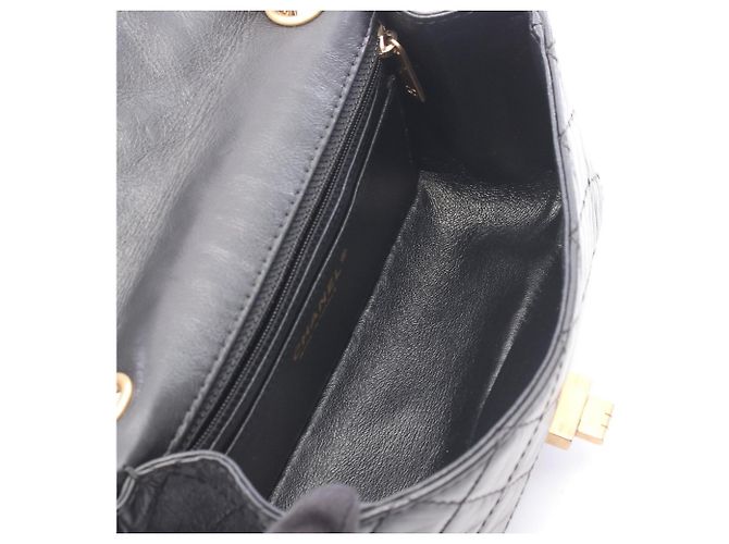 Bolso Chanel 2.55 de piel de becerro negra - vista 3