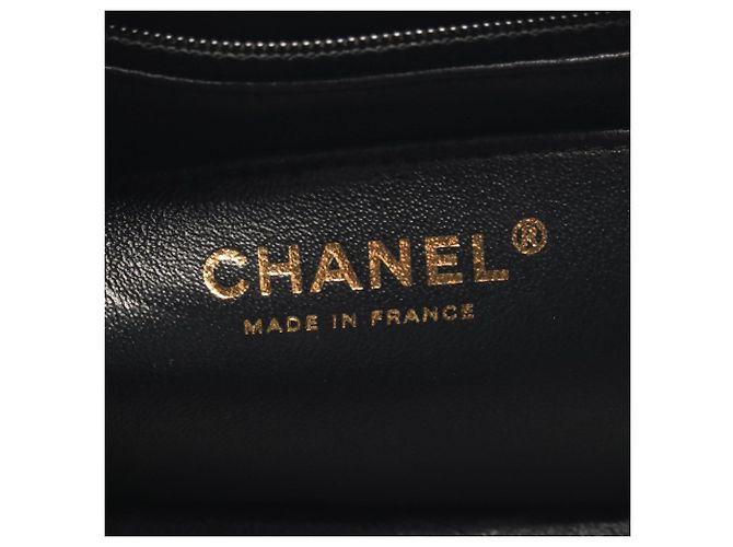 Bolso Chanel 2.55 de piel de becerro negra - vista 4