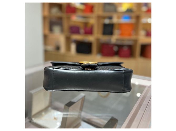 Borsa a tracolla Gucci Marmont in pelle nera - vista 5