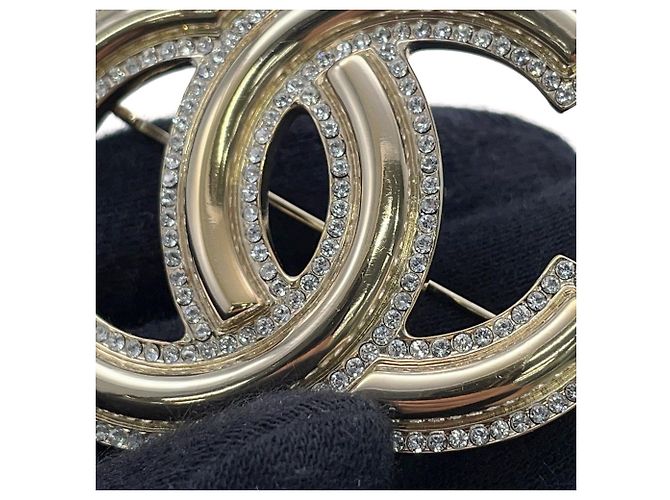 Spilla Chanel Coco Mark con strass - vista 5
