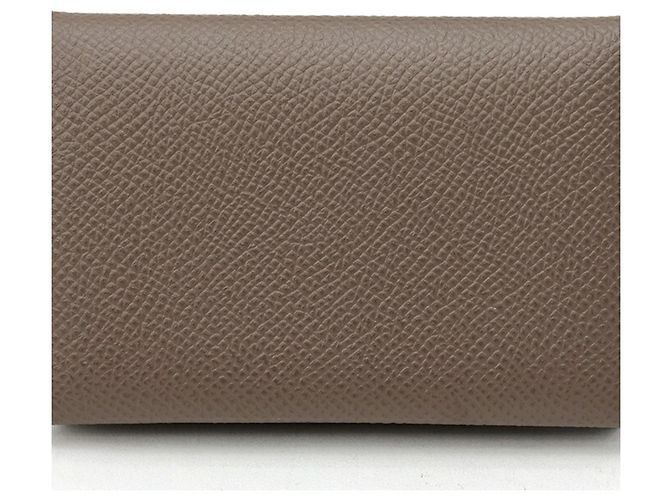 Hermès Tarjetero Hermes Calvi en Etoupe Gray - vista 2