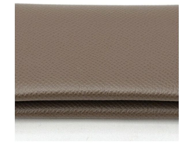 Hermès Tarjetero Hermes Calvi en Etoupe Gray - vista 3