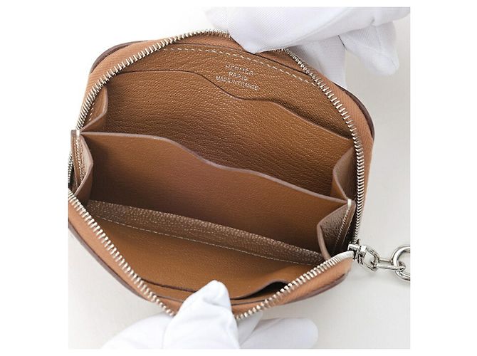 Hermès Tarjetero Compacto Hermes en Gold Brown - vista 5