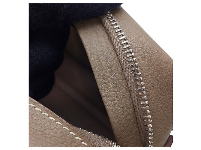 Hermès Borsa a tracolla Hermes Petit Courier Etoupe Evercolor - vista 11
