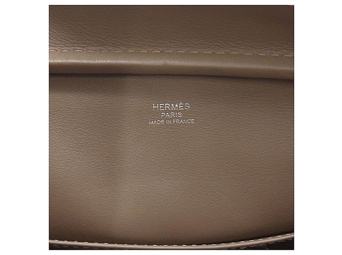 Hermès Borsa a tracolla Hermes Petit Courier Etoupe Evercolor - vista 18
