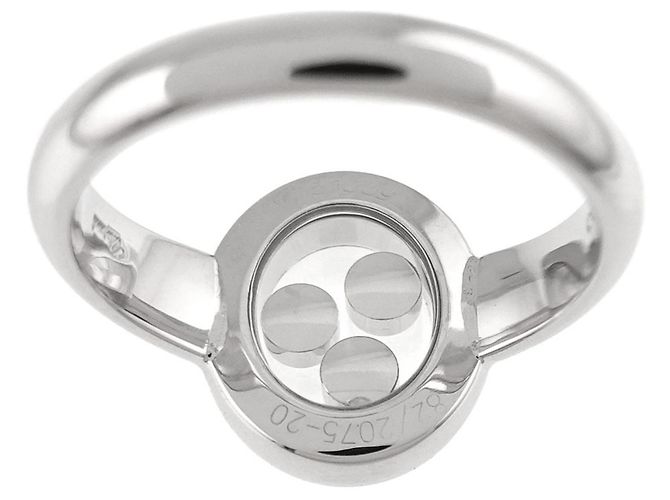 Chopard Happy Diamond Ring in 18K White Gold - view 5
