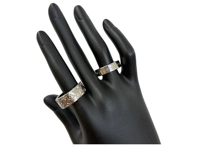 Louis Vuitton Mosaic Band Ring - view 8