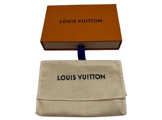 Portachiavi Louis Vuitton Monogram Shadow - vista 7