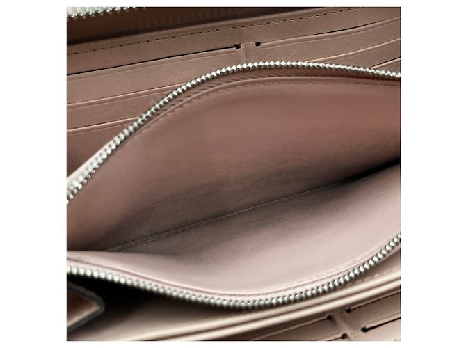 Louis Vuitton Zippy Wallet aus rosa Mahina-Leder - Ansicht 10