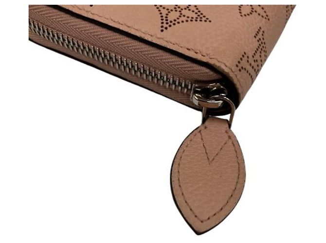 Louis Vuitton Zippy Wallet aus rosa Mahina-Leder - Ansicht 4