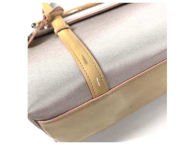 Bolsa Cartier Cabochon Logo - vista 15