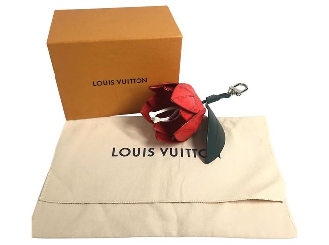 Louis Vuitton Tulip Bijou Keychain Accessory - view 12
