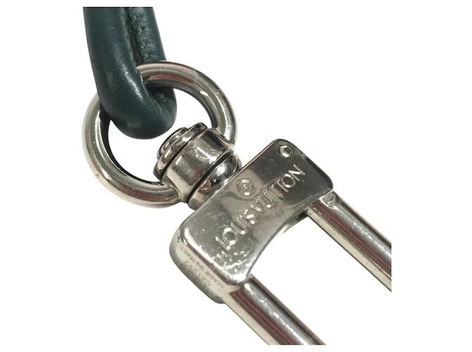 Louis Vuitton Tulip Bijou Keychain Accessory - view 8