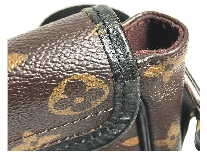 Bolso Pochette Louis Vuitton Monogram Macassar Bass PM - vista 17