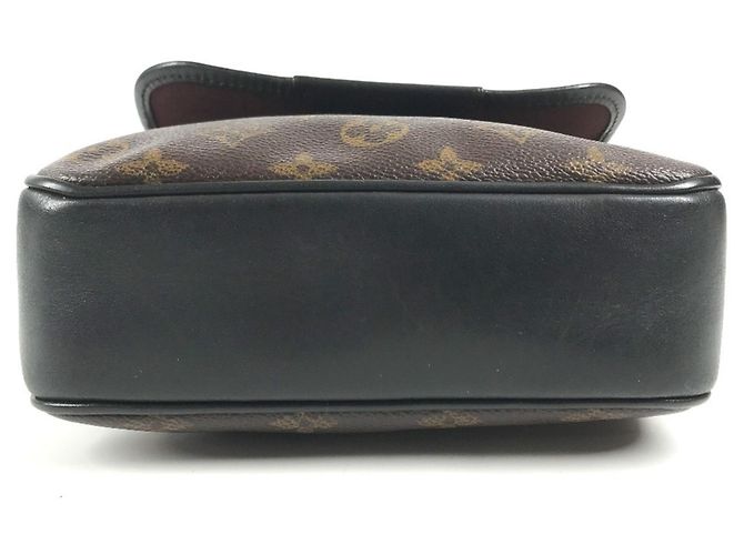 Bolso Pochette Louis Vuitton Monogram Macassar Bass PM - vista 5