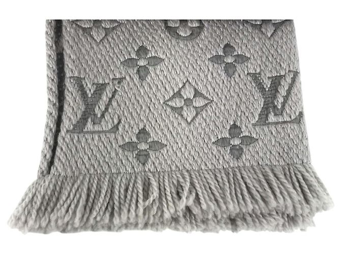 Stola Louis Vuitton in lana e seta grigia - vista 4