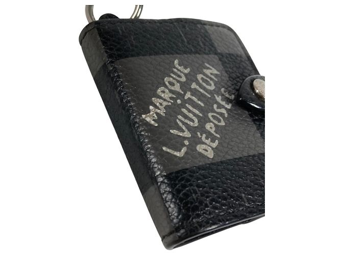 Louis Vuitton Damier Porte Clés Carnet Keychain - vista 3