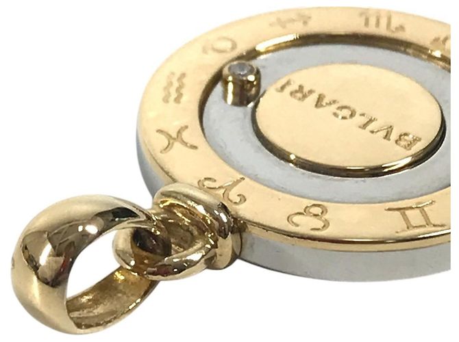 Bulgari Collana con pendente Bvlgari Horoscope in oro 18K e diamanti - vista 7
