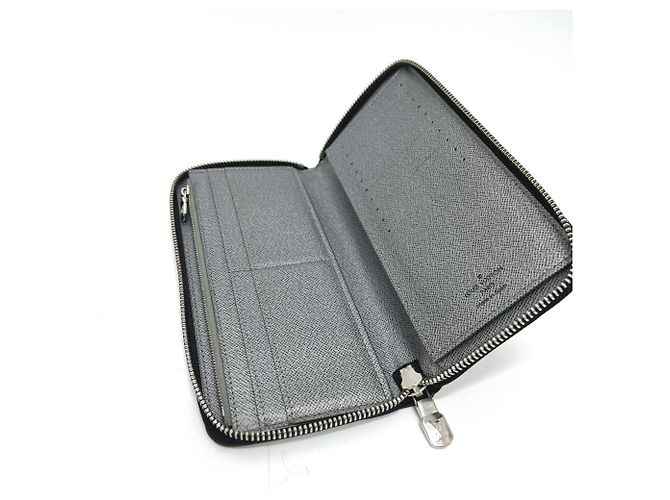 Portafoglio Zippy Louis Vuitton Monogram Taigarama - vista 7