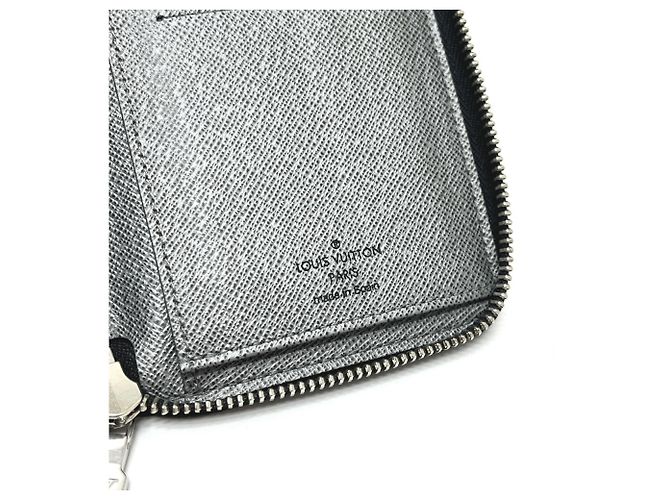 Portafoglio Zippy Louis Vuitton Monogram Taigarama - vista 8