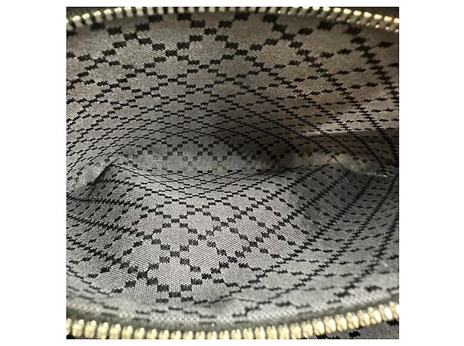 Borsa a pochette Gucci in pelle nera - vista 11