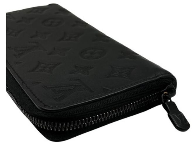 Portefeuille Zippy Louis Vuitton Monogram Shadow - vue 3