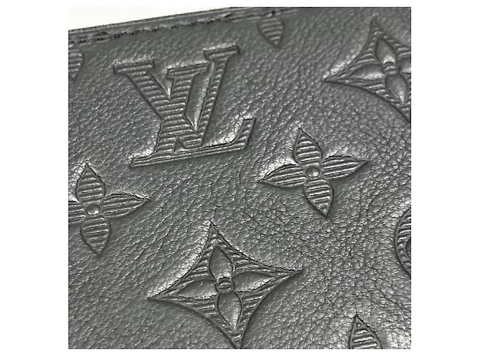 Portefeuille Zippy Louis Vuitton Monogram Shadow - vue 7