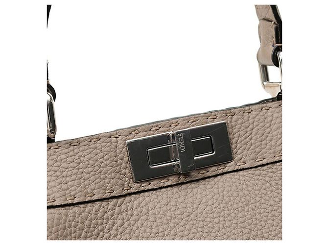 Fendi Peekaboo I See You Medium Handtasche aus grauem Leder - Ansicht 5