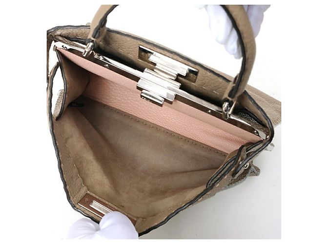 Fendi Peekaboo I See You Medium Handtasche aus grauem Leder - Ansicht 7