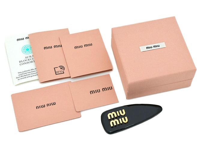 Pinza para el pelo de piel charol Miu Miu - vista 5