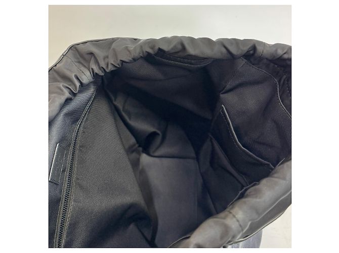 Mochila Louis Vuitton Discovery - vista 9