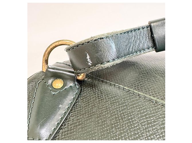 Mochila Louis Vuitton Cassia em couro Taiga - vista 11