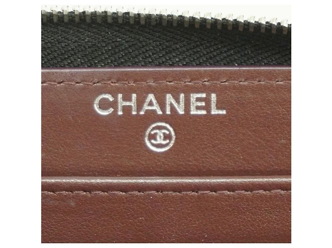 Portafoglio lungo Chanel in pelle di vitello martellata nera - vista 4