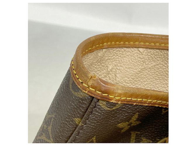 Louis Vuitton Monogram Bucket PM Tote Bag - view 6