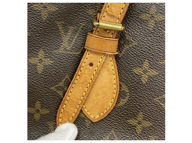 Louis Vuitton Monogram Bucket PM Tote Bag - view 9