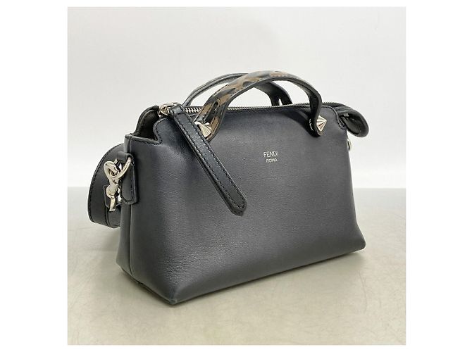Fendi By The Way Lederhandtasche - Ansicht 2